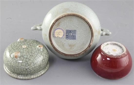 A group of Chinese crackle glazed vessels, Qing dynasty, diameter 8.3cm